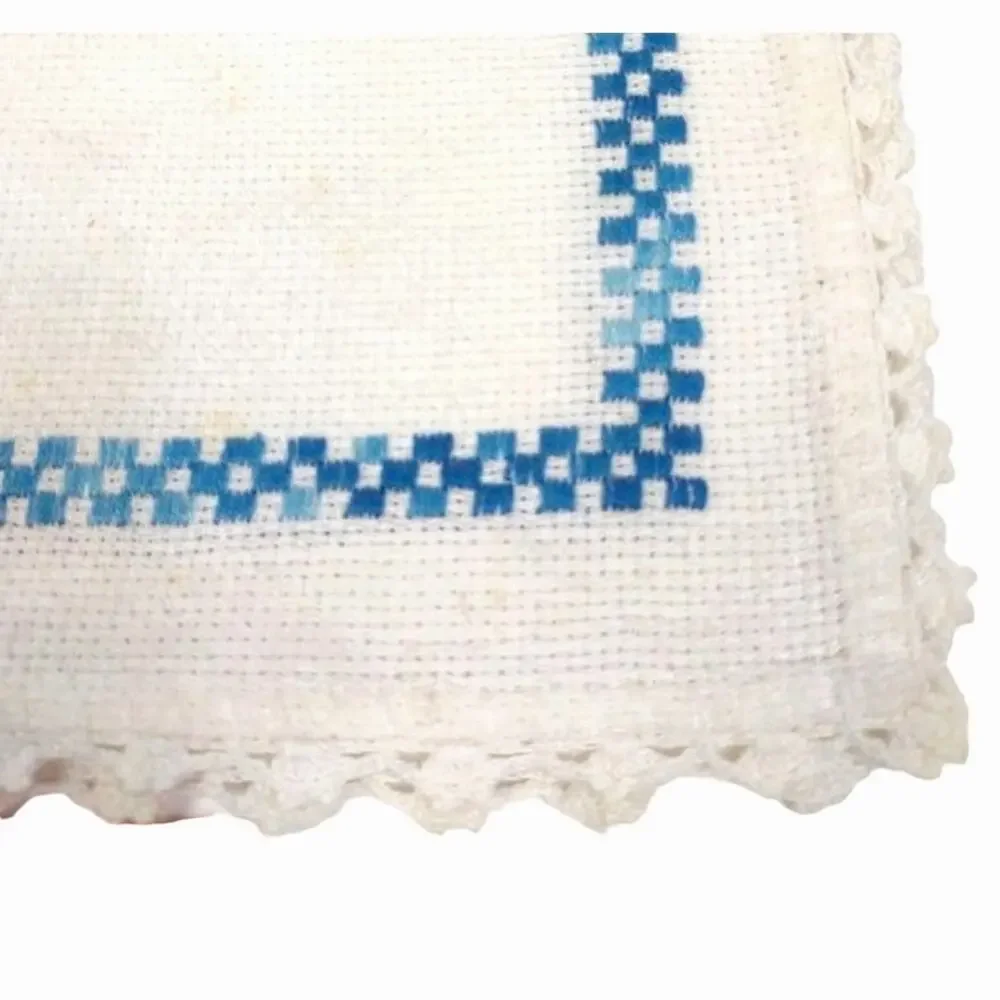 2 Handmade Doilies Embroidered w Crochet Trim 15